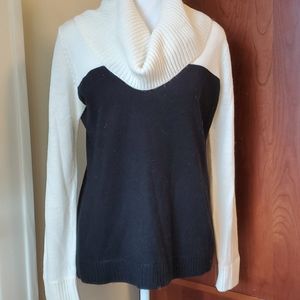 Evan Picone 2 tone Cowl neck sweater size medium